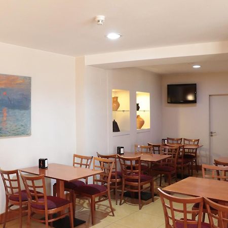 Hotel Maycar آكورونيا المظهر الخارجي الصورة