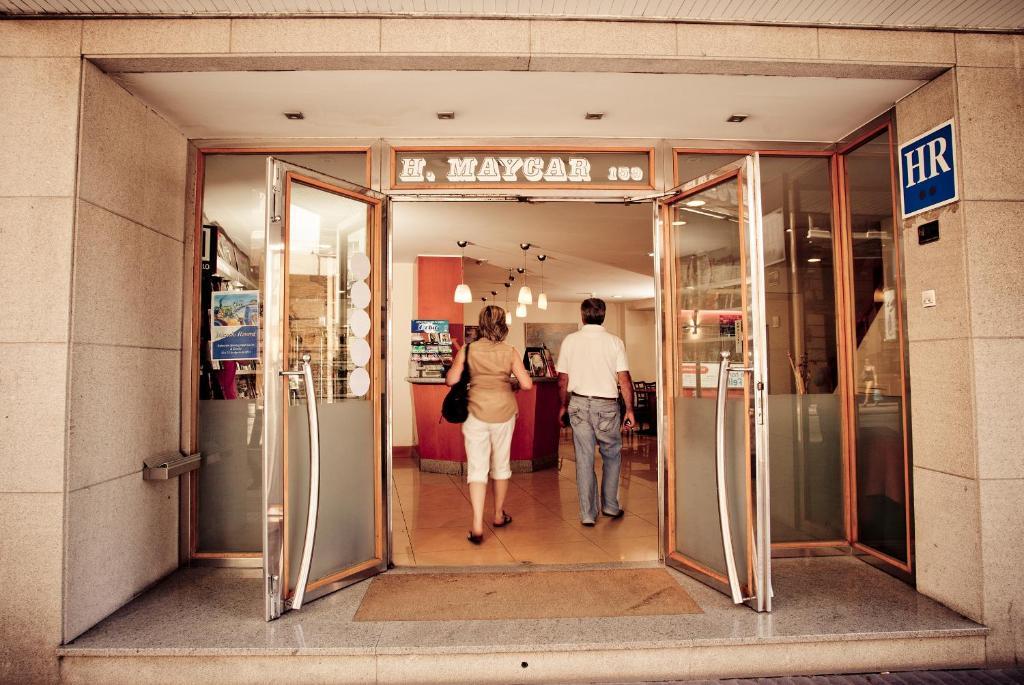 Hotel Maycar آكورونيا المظهر الخارجي الصورة